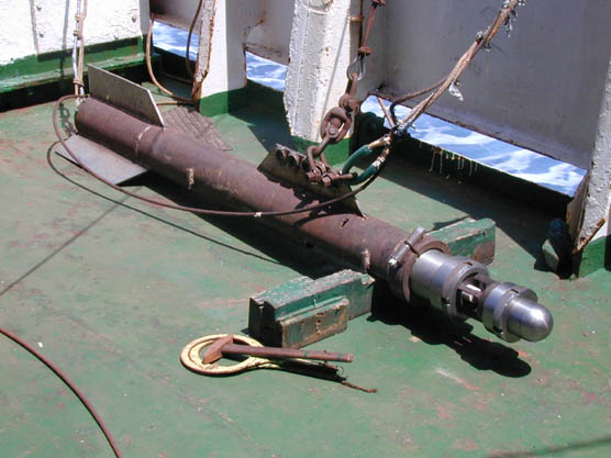 Seismic pneumatic source